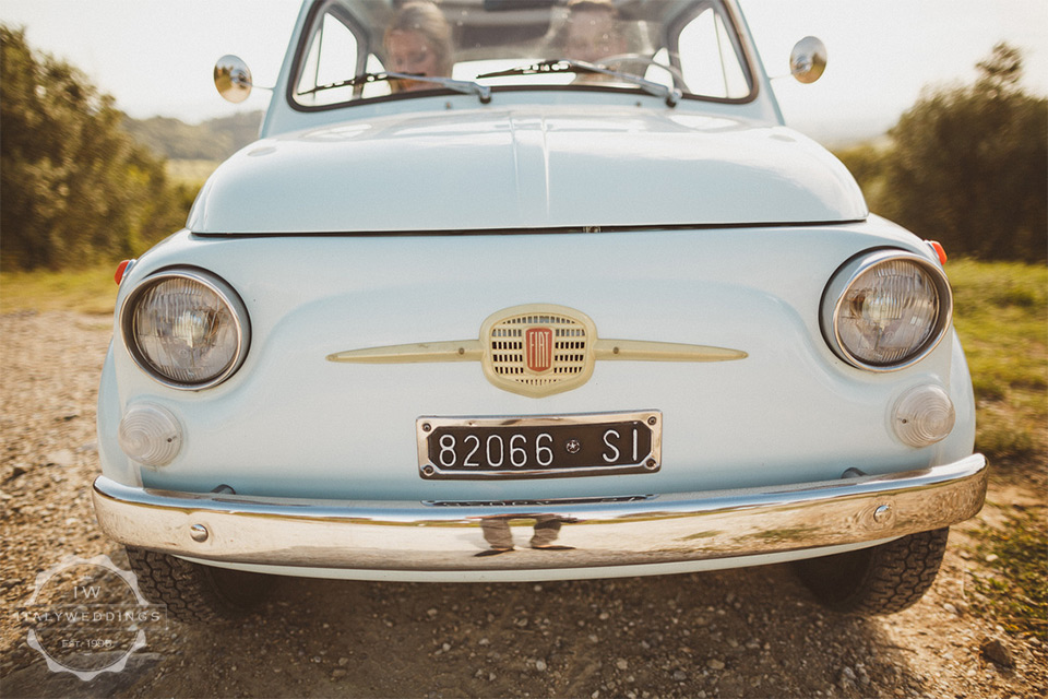 Hannah and Daniel classic Fiat 500