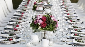 silver wedding table