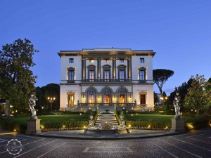 Wedding venue villa Cora Florence facade