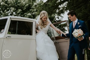 Villa wedding Tuscany bridal arrival