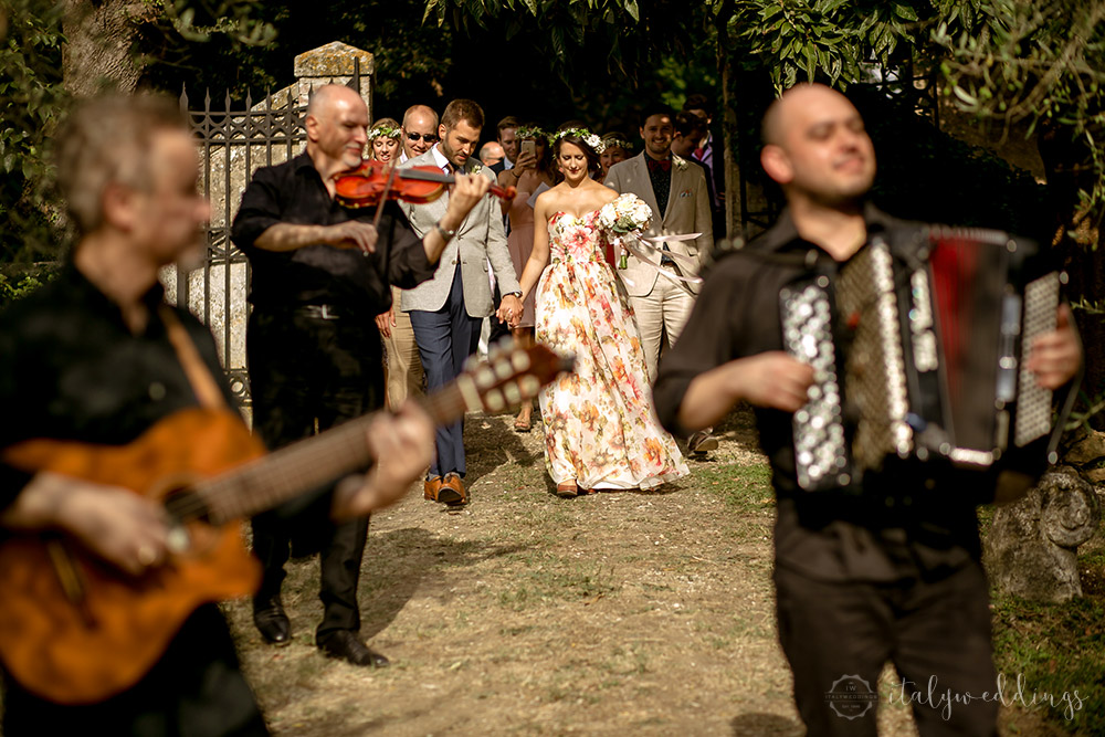 Siena Stomennano wedding musical entrance