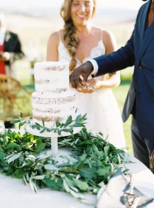 Stylish wedding Pienza Val D'Orcia naked cake