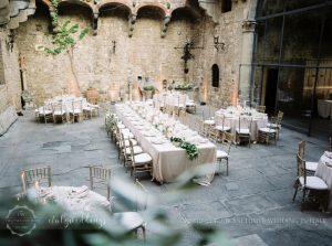 gold and green details for wedding at Castello di Vincigliata