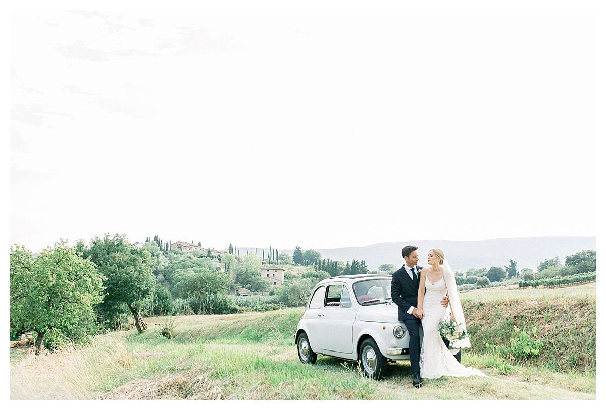 A stunning San Gimignano wedding and Italian wedding party at Stomennano Tuscany