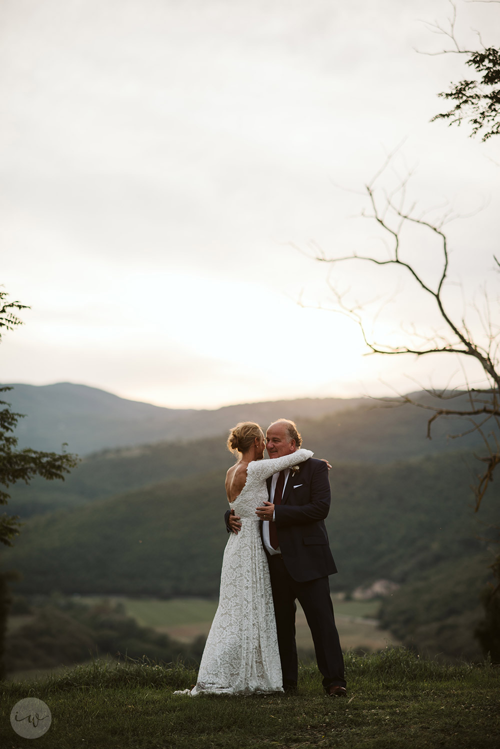 Country rustic wedding in Montone Umbria