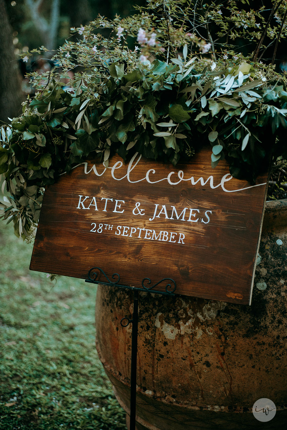 Intimate Catholic wedding villa near the Tuscany coast