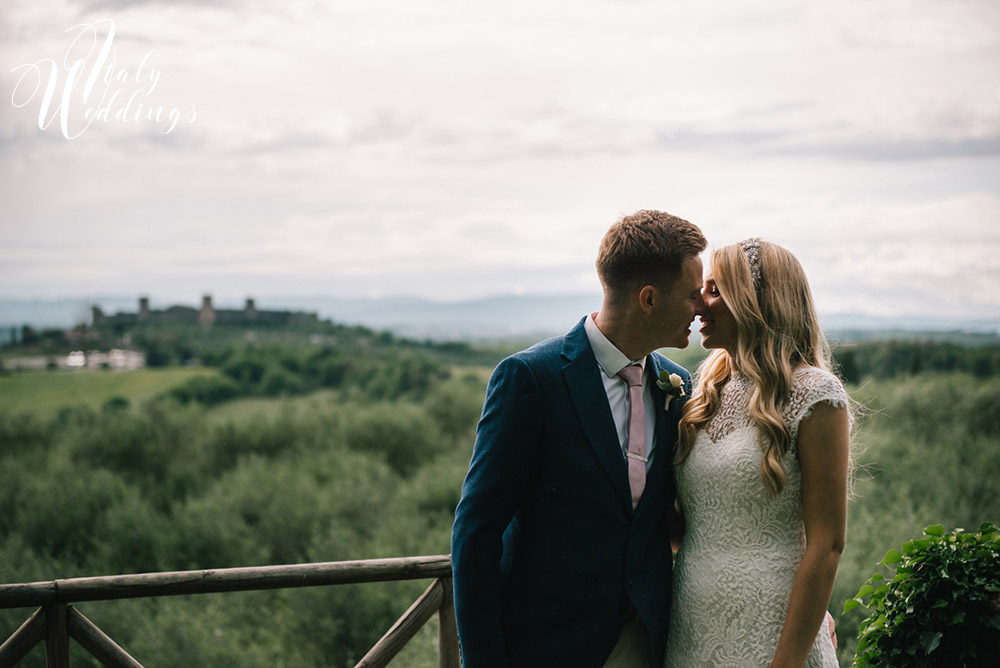 Wedding ceremony Stomennano Monteriggioni in Tuscany