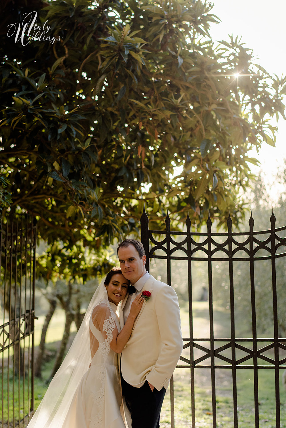 Catholic wedding in Tuscany and reception at Borgo Stomennano