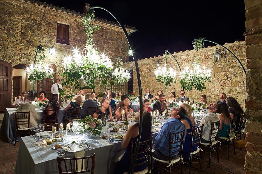 Small villa in Val D'Orcia Tuscany for wedding meal