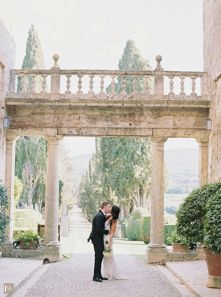Villa Stomennano wedding formal countryside event in Tuscany