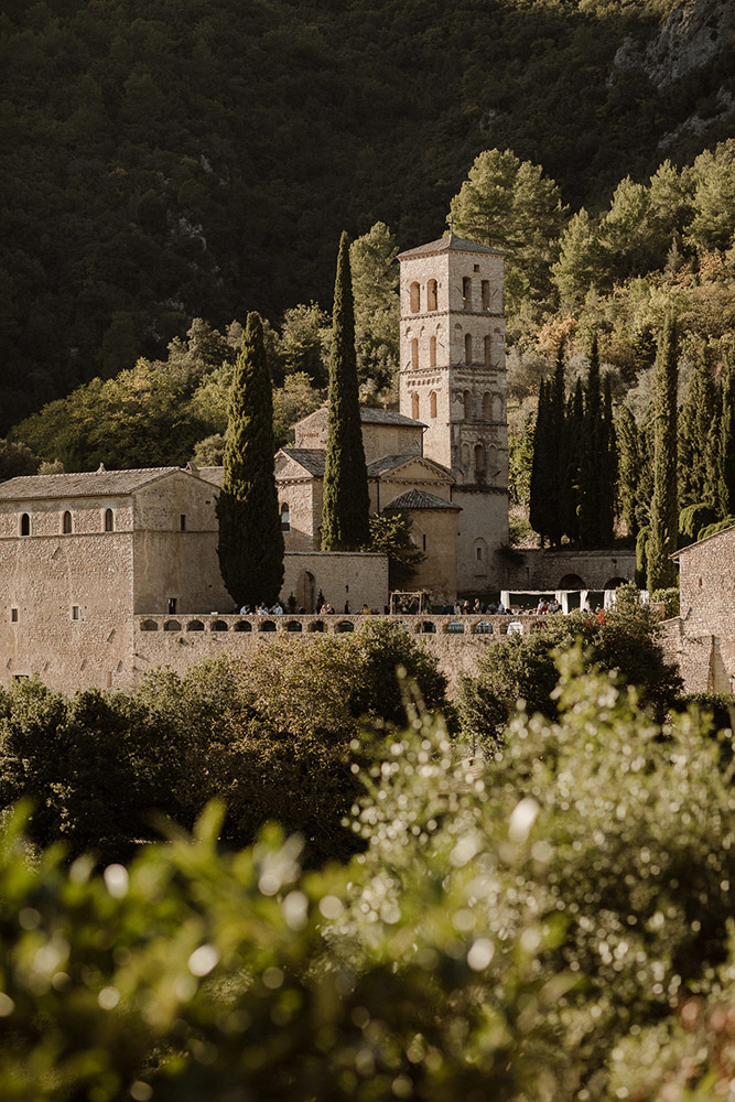 Abbey in southern Umbria wedding venue