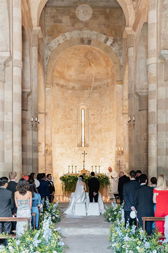 Villa Cetinale Catholic wedding