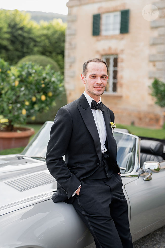 Villa Cetinale Catholic wedding