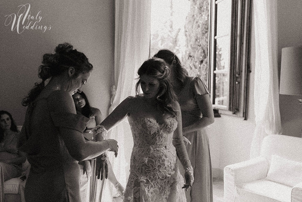 Villa Ulignano Jewish blessing bridal preparation