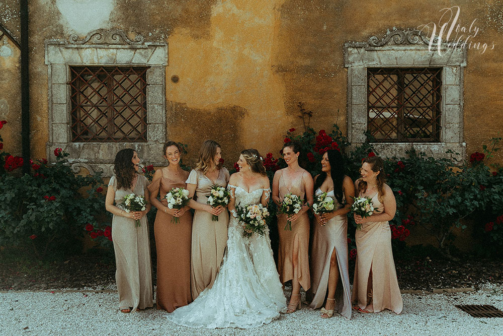 Villa Ulignano Jewish blessing bridal party