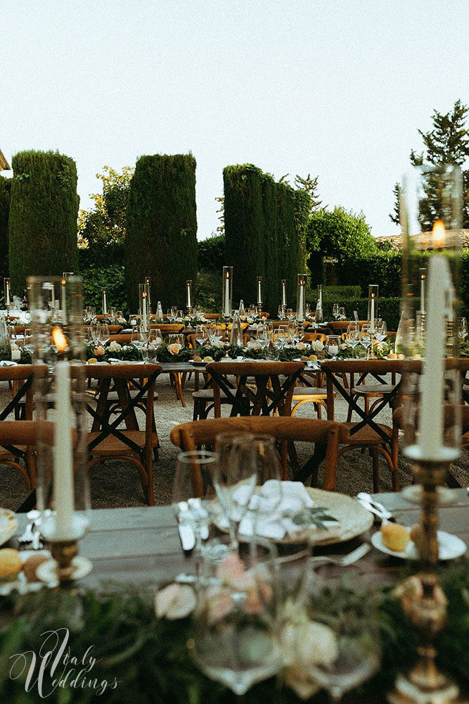 Villa Ulignano Jewish blessing table setup