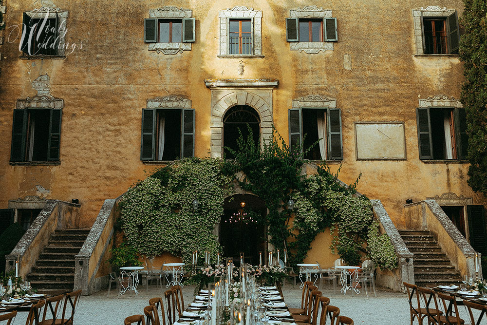 Villa Ulignano Jewish blessing table setup