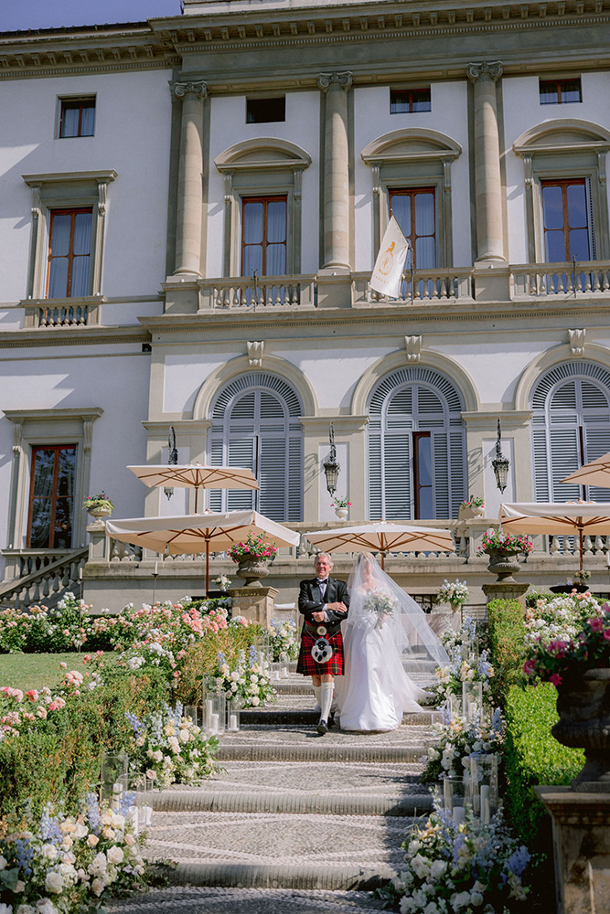 Symbolic wedding blessing at Villa Cora 5 star Hotel Florence Italy