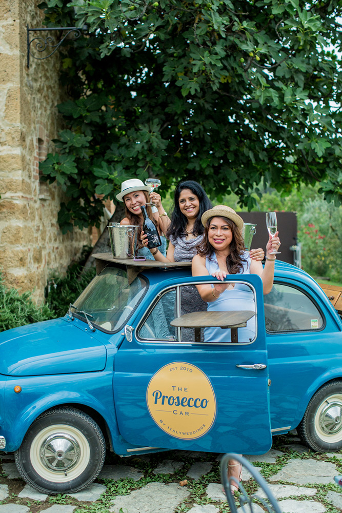 Ema and Enrico international blessing in Pienza Tuscany - Prosecco Car