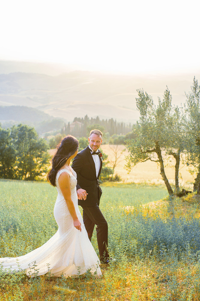 Pure white and sparkling blessing in Villa Ulignano Tuscany