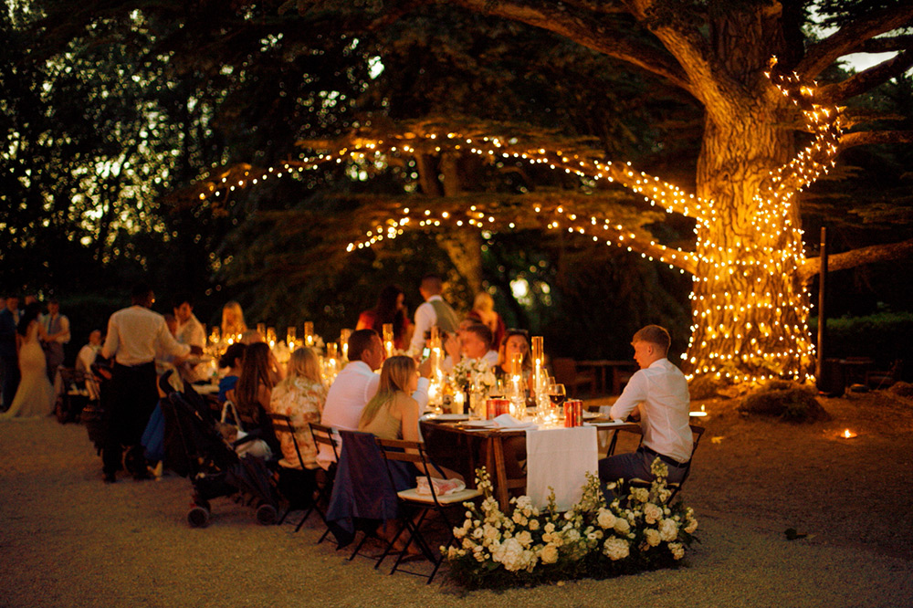 Pure white and sparkling blessing in Villa Ulignano Tuscany