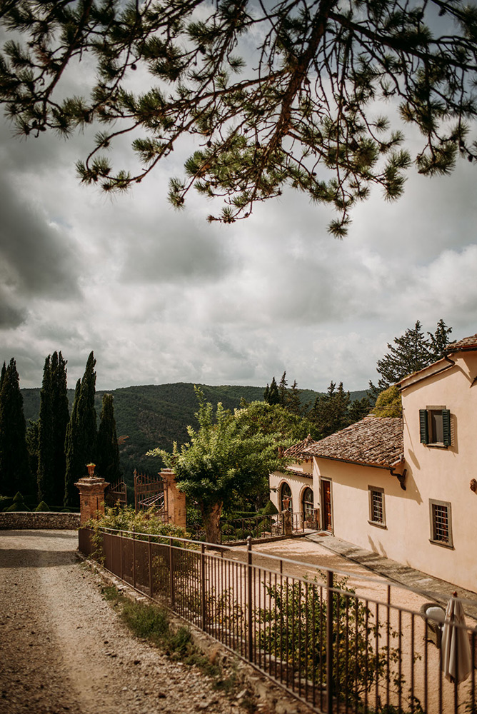 symbolic villa blessing in Chianti, Tuscany