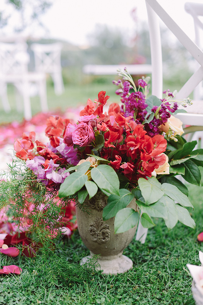 Colourful rustic wedding in southern Tuscany