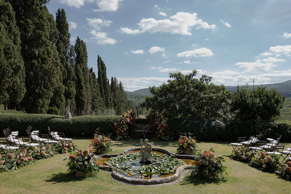 formal Black Tie wedding at Borgo Stomennano Tuscany