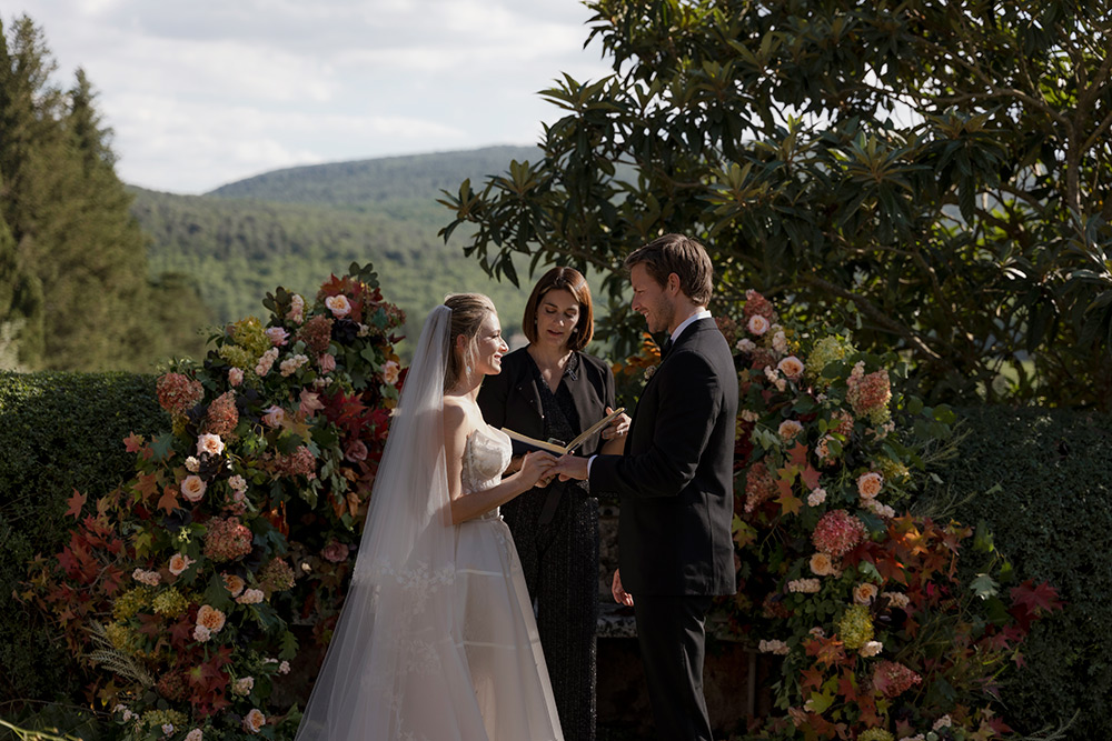 formal Black Tie wedding at Borgo Stomennano Tuscany