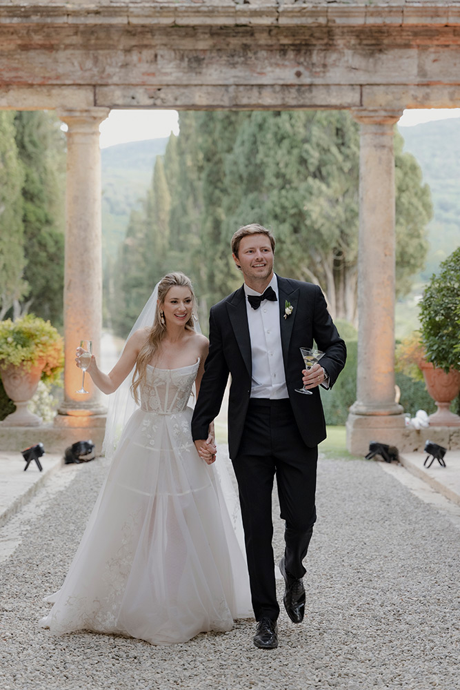 formal Black Tie wedding at Borgo Stomennano Tuscany