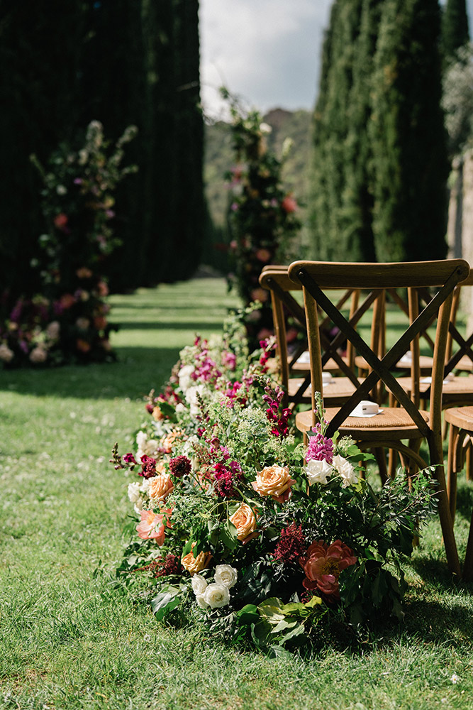 Villa Cetinale wedding blessing in Spring