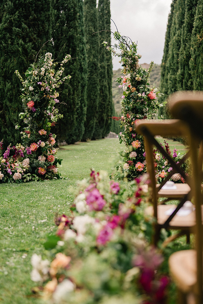 Villa Cetinale wedding blessing in Spring