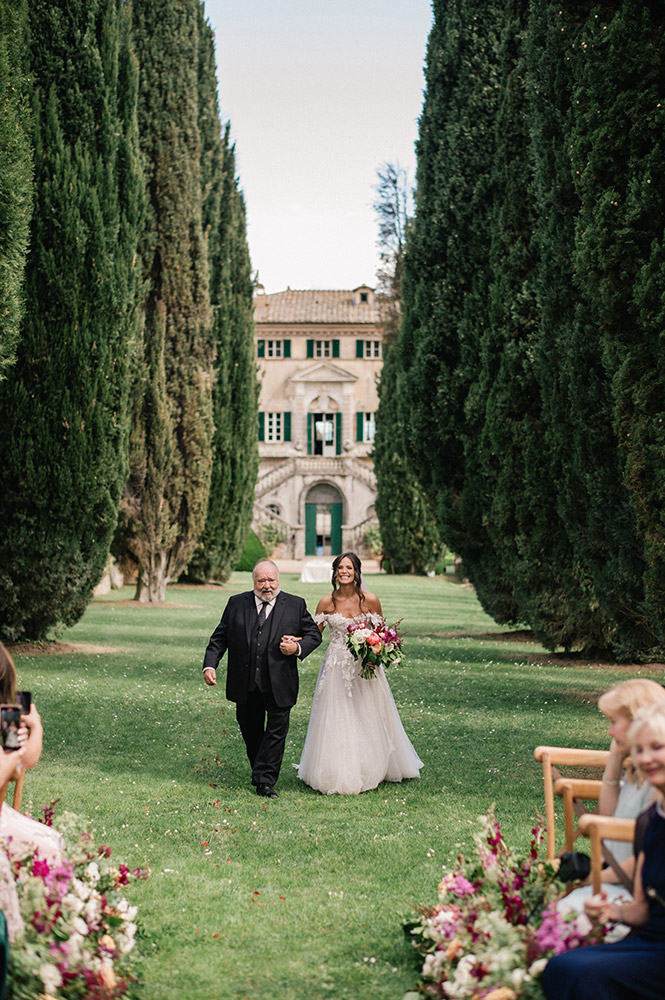 Villa Cetinale wedding blessing in Spring