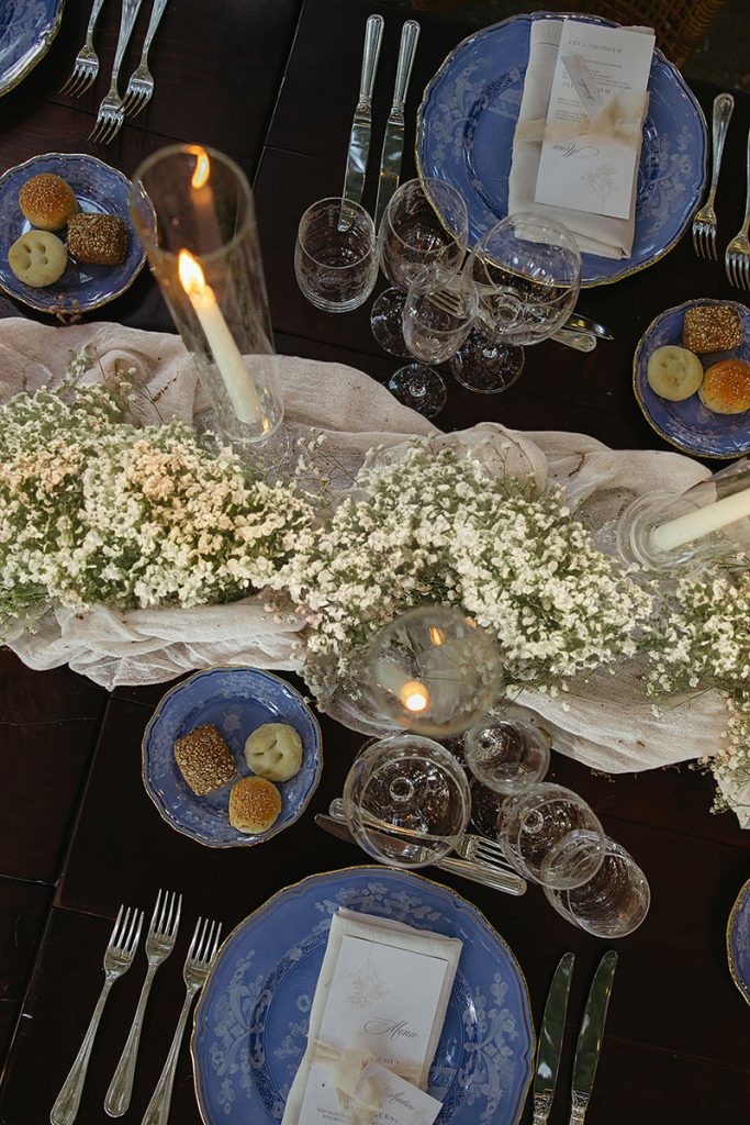 A soft white themed event in Southern Tuscany