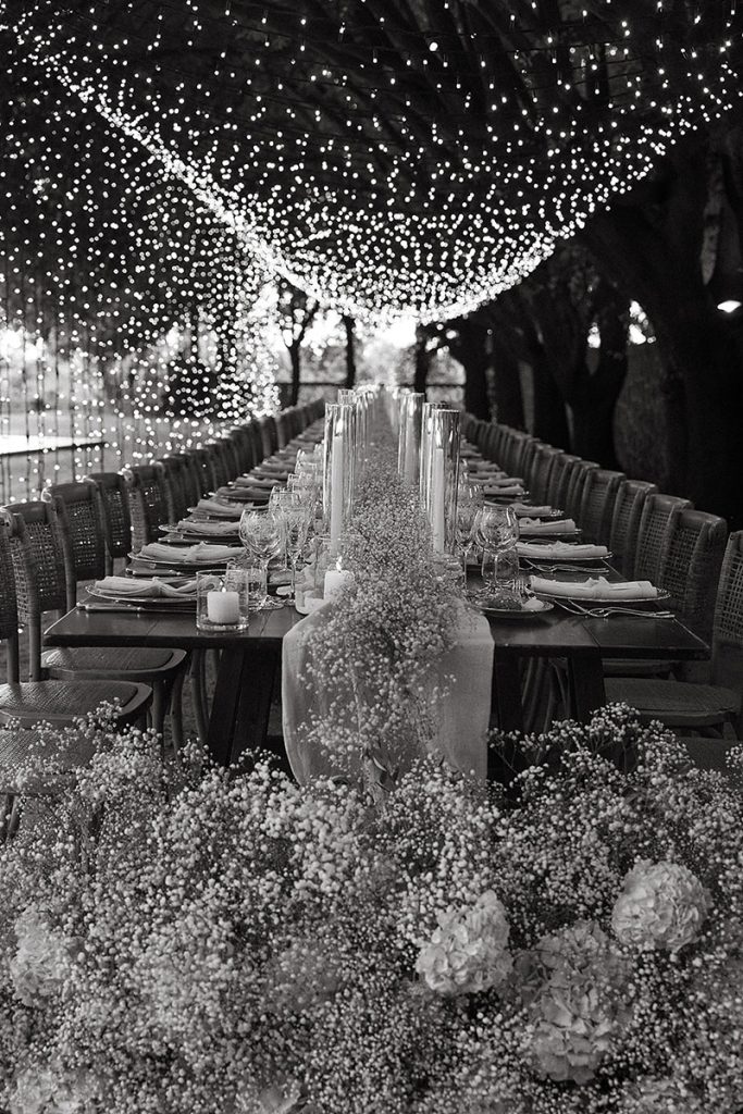 A soft white themed event in Southern Tuscany