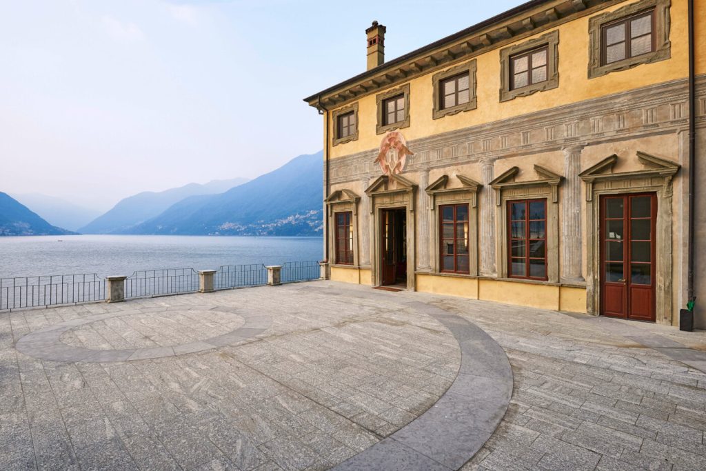 Villa Pliniana lake Como exclusive venue