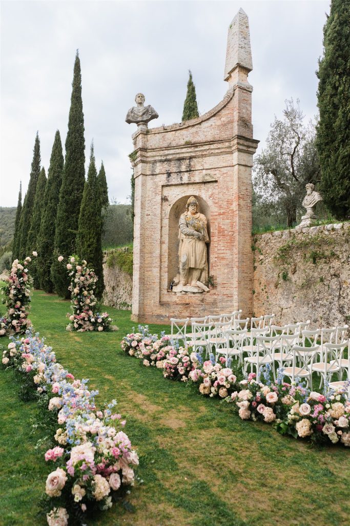 Villa Cetinale spring wedding